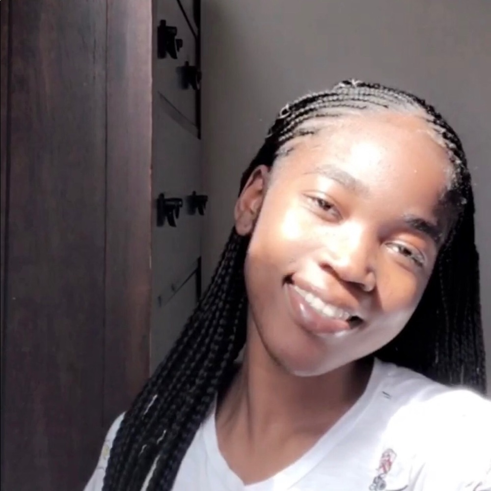 Meet your Posher, Esperanca